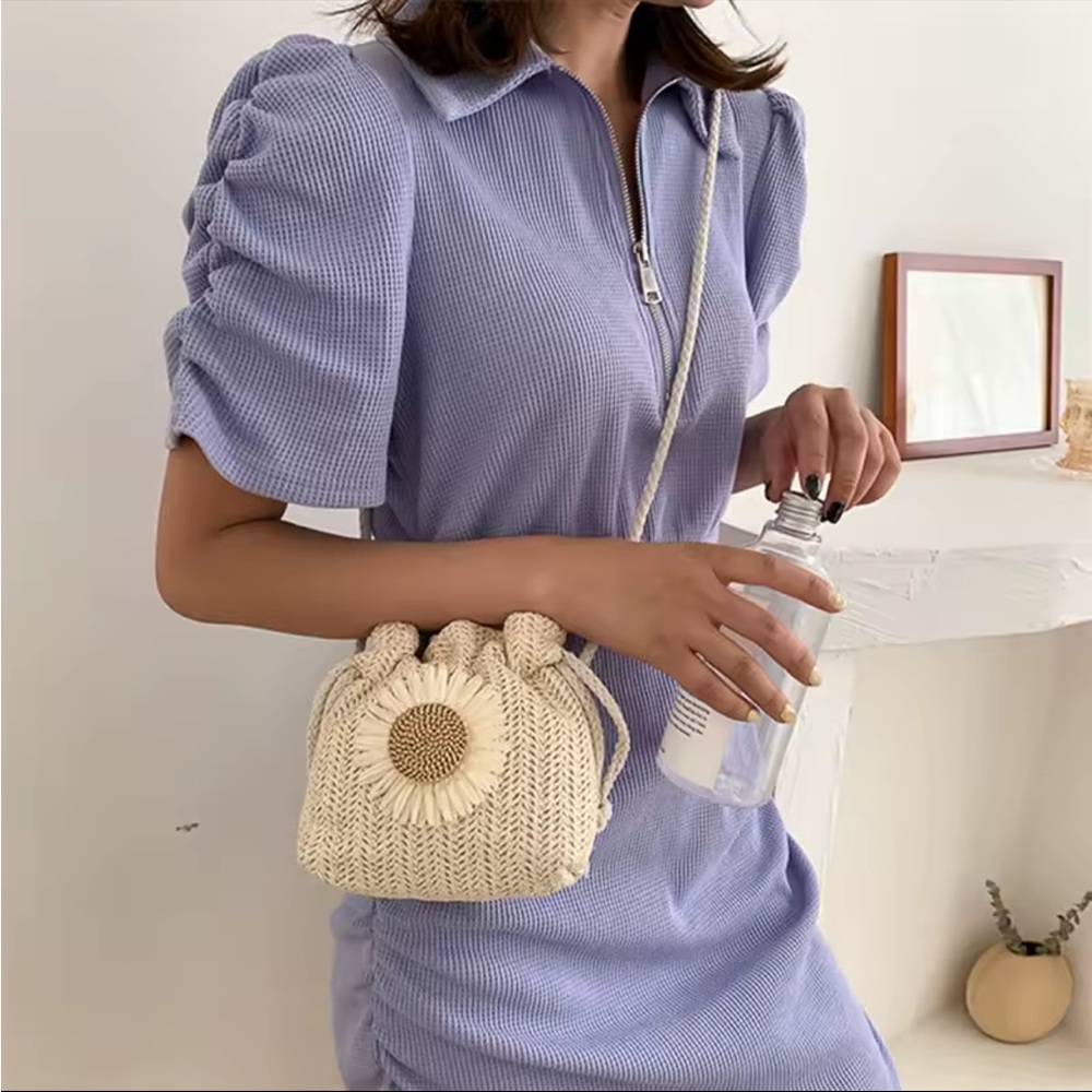 Straw Drawstring Crossbody Bag - Picture 4 of 11